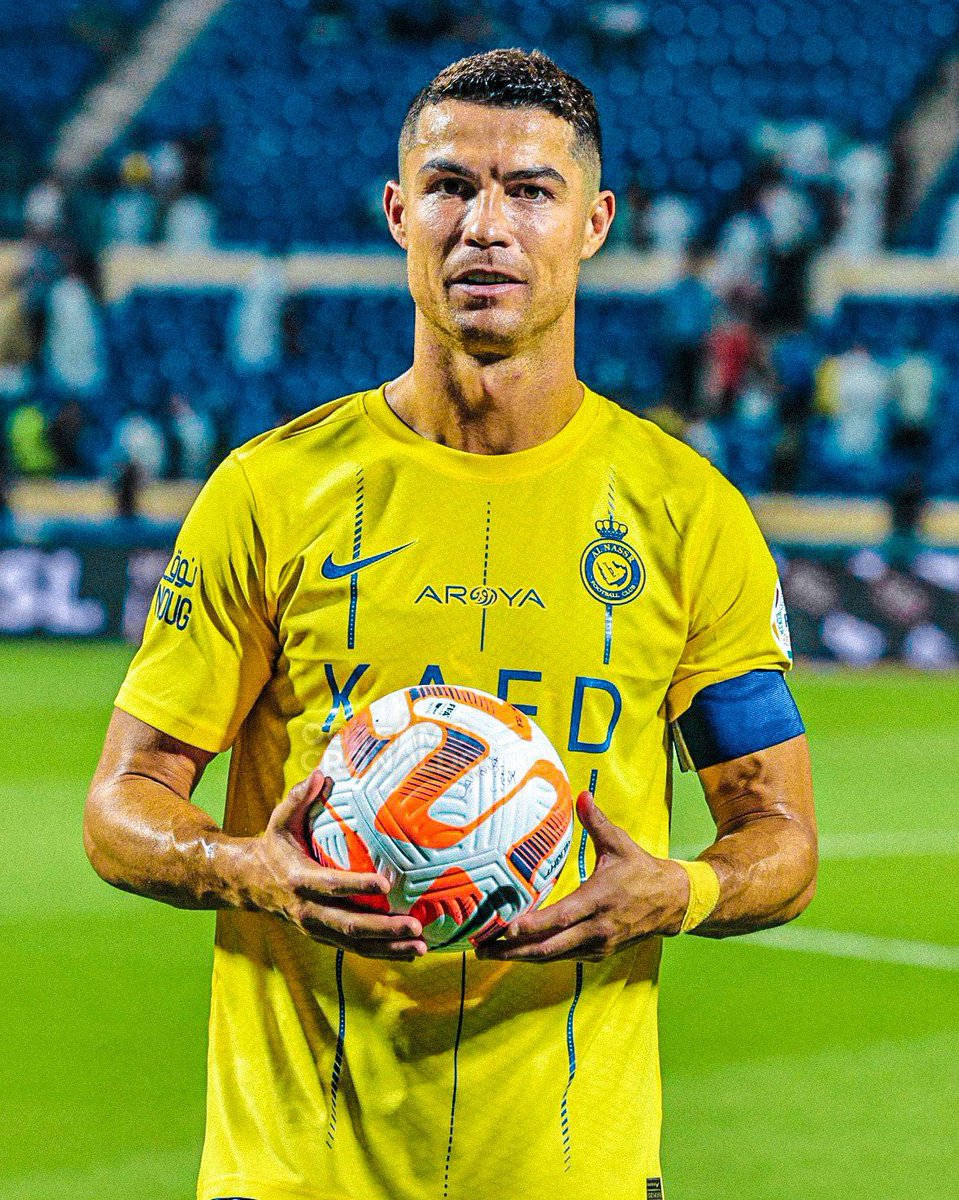 TeamCRonaldo's tweet photo. If Cristiano Ronaldo scores 2 goals today, he will become the TOP SCORER of 2023. 👀🤞 https://t.co/8SNtK03Pz6