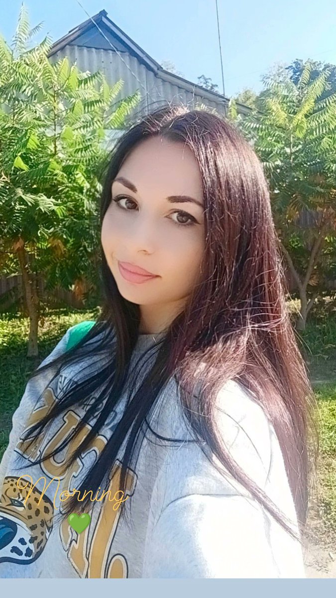 Good morning family 💖

Last night I finally took a stylus, three months after burnout I couldn’t force myself to draw, but every day I thought that I didn’t want to leave , after a difficult period I needed time, I know that the coverage will now be minimal, well,what can you do