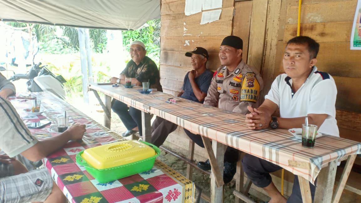 WandaSa11032909's tweet photo. #QUICKWINSPRESISIPOLRI
#JUMATCURHAT
#POLRESPASAMANBARAT https://t.co/I791irMaOY