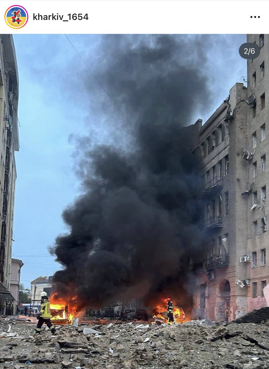 haterofvi's tweet photo. This morning, russians attacked the center of Kharkiv with Iskander missiles.
Two buildings have been damaged, while another has been destroyed. Sixteen civilians have been injured.
A 10-year-old child was killed. His body was discovered beneath the debris by rescue workers. https://t.co/55AvHe1SEU