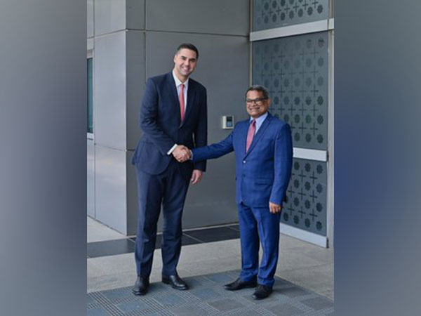 ani_digital's tweet photo. Maltese Foreign Affairs Minister Ian Borg arrives in Delhi, to hold talks with EAM Jaishankar
Read @ANI Story | https://t.co/SFlLL9TIIO
#Maltese #IanBorg #jaishankar https://t.co/GO9Spb1x6s