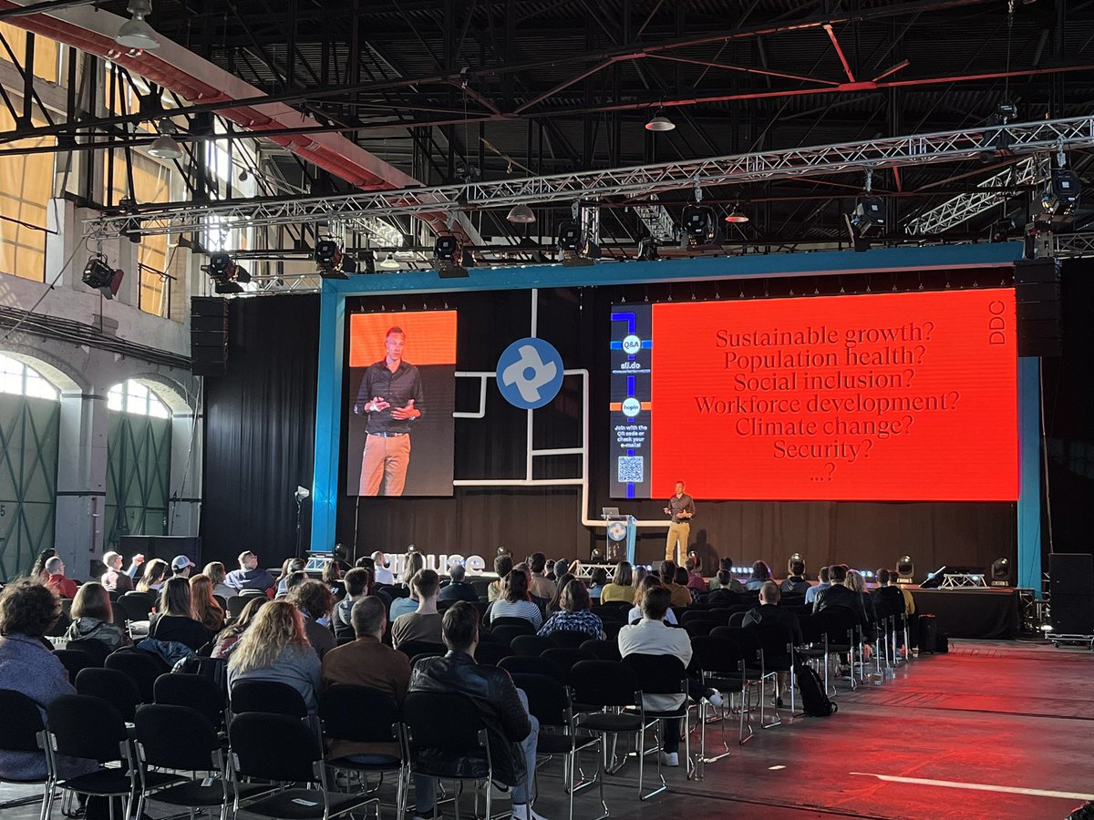 🚀Let’s kick off Day 2 at #CompassTechSummit with Christian Bason🤩, CEO at Danish Design Center. #AmuseConf