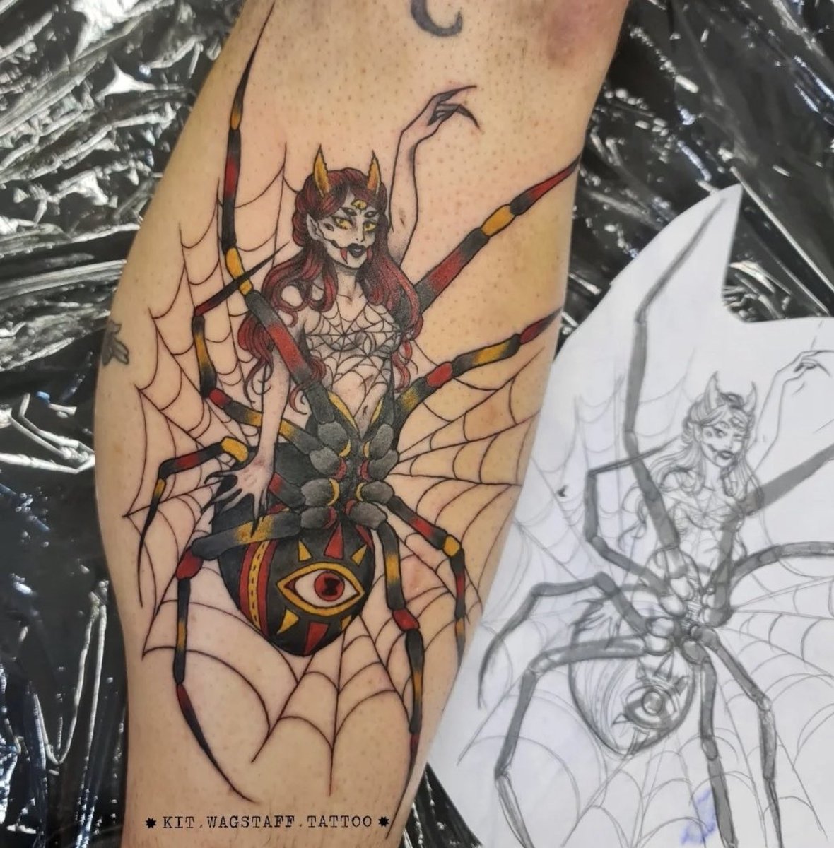 kitwtattoo's tweet photo. @ajemtattoo I love World Famous Asgard Gold ✨ https://t.co/f7QmCp3atp