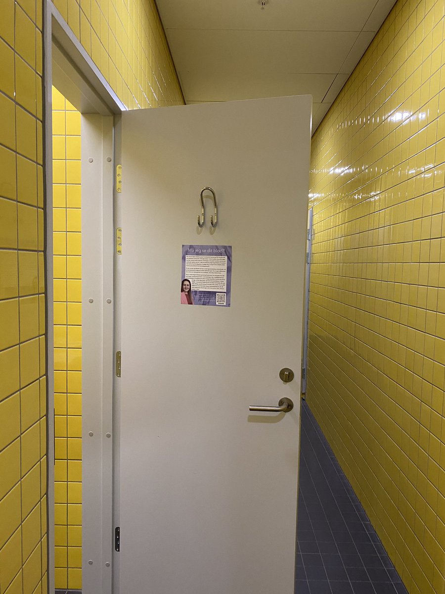 Signe Banke (@signebanke) on Twitter photo Tour de toilet på <a href="/SyddanskUni/">Syddansk Universitet</a> med tapedispenseren under armen i anledning af at jeg søger folk, som vil dele et billede af deres menstruationsblod med mig🩸
Selv nysgerrig? Hop over på Instagram og læs mere instagram.com/forskersigne?i…
<a href="/CCCsdu/">Consumption, Culture & Commerce</a> <a href="/dbm_samf/">Department of Business & Management</a> Tour de toilet på <a href="/SyddanskUni/">Syddansk Universitet</a> med tapedispenseren under armen i anledning af at jeg søger folk, som vil dele et billede af deres menstruationsblod med mig🩸
Selv nysgerrig? Hop over på Instagram og læs mere instagram.com/forskersigne?i…
<a href="/CCCsdu/">Consumption, Culture & Commerce</a> <a href="/dbm_samf/">Department of Business & Management</a>