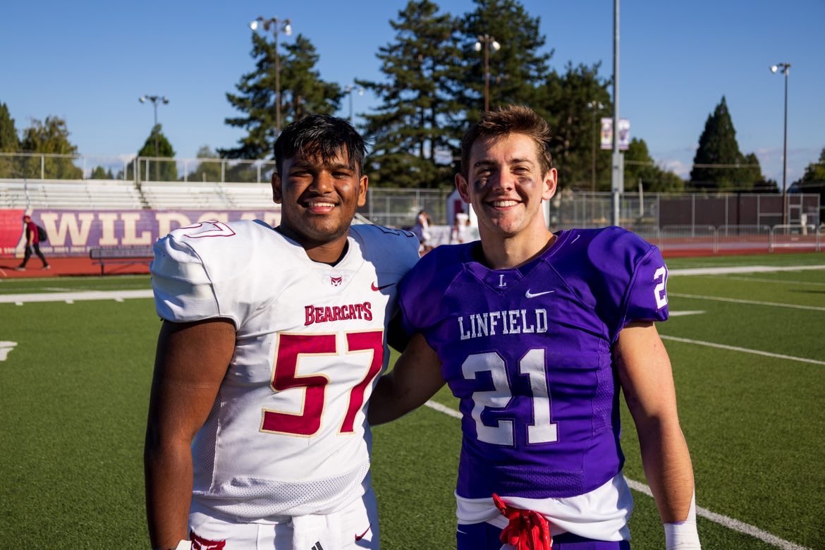 Little late posting this but <a href="/issaquahfb/">Issaquah Football</a> making it big. Eagle family for life  #eaglefamily #CDST