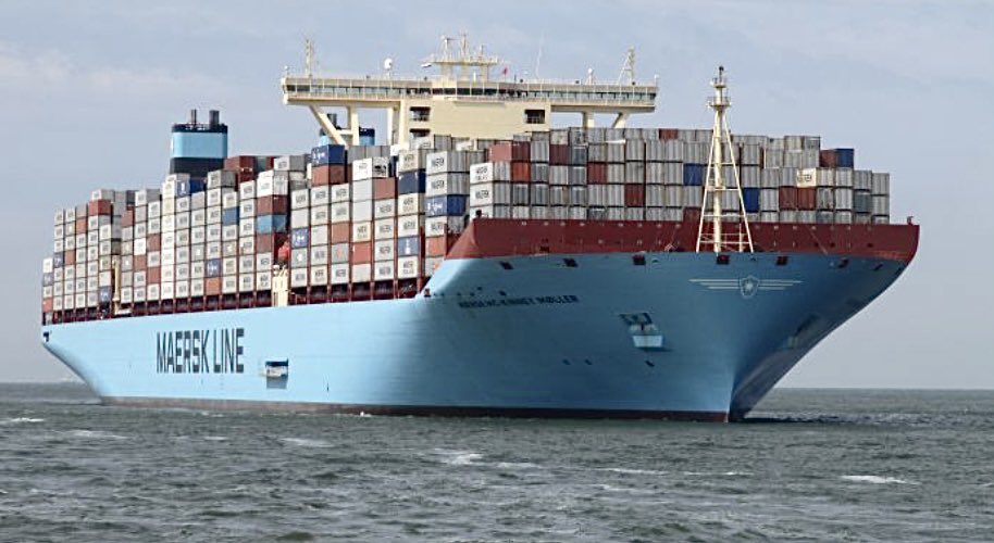 tamaragriffioen's tweet image. Als #XR nou eens drie weken gaat watertrappelen op de route van een van deze jetsers denk ik dat ik wel waardering voor ze krijg...
#ExtinctionRebelion #tankers #ClimateAction 👊🏼