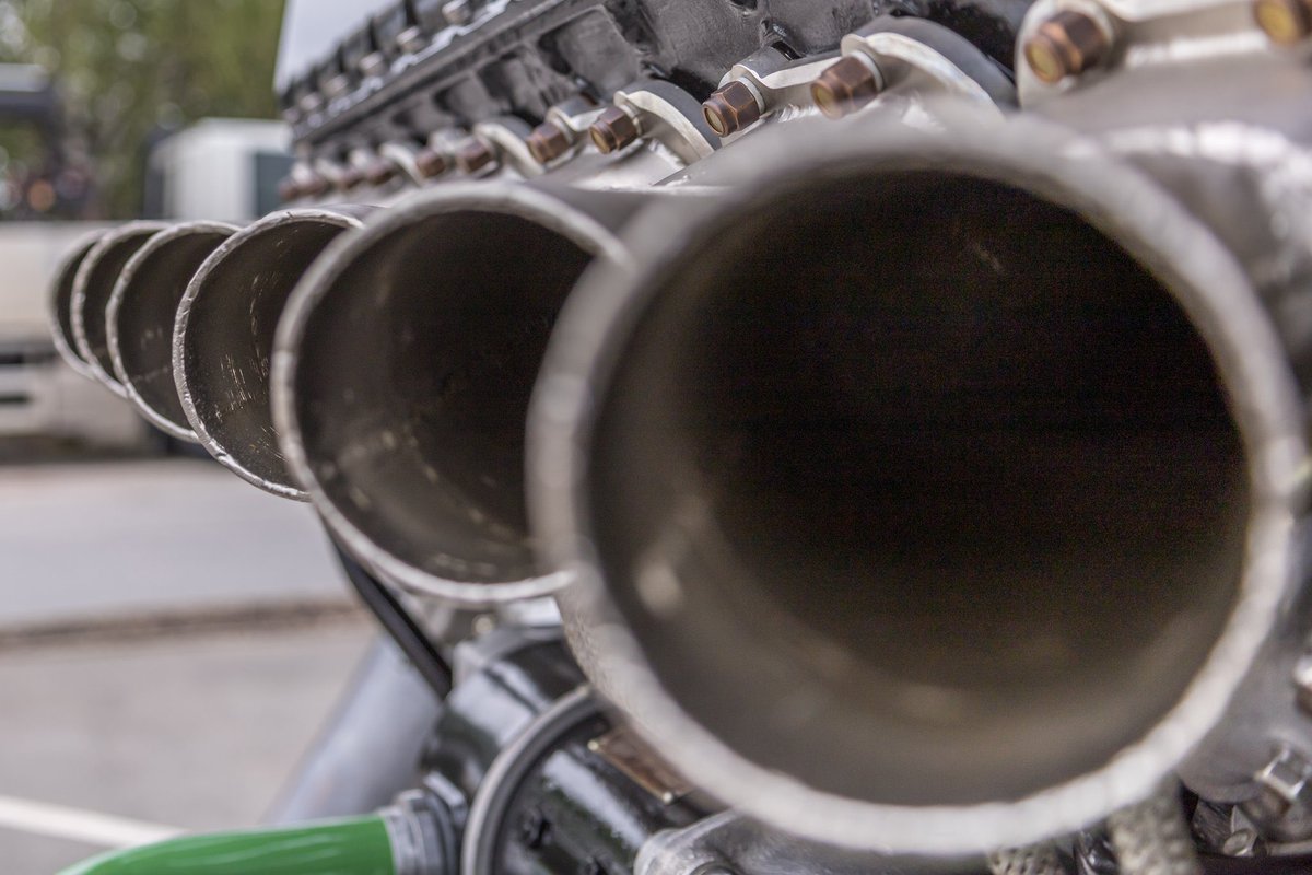 ShutterbugWGC's tweet photo. Four alternative images of Dave Lee’s Rolls Royce Merlin XX engine from the recent photo shoot with Historic Aero Engines group a couple of weeks ago…@HistoricAeroEng @RollsRoyce #Beaufighter #WW2 #DaveLee #DavidIrwin #PeterGrieve #PatrickSmart #AvGeek https://t.co/HzZsjds1oi