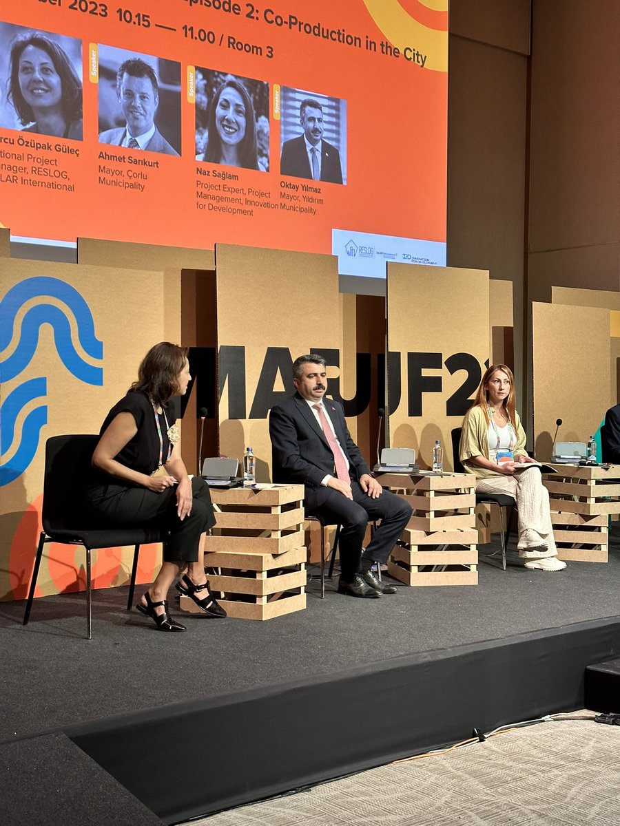 Serinin ikinci oturumu “Kentte Birlikte Üretim” başladı.Bu oturumda yerel ekonomik kalkınma ve belediyelerin rolünü tartışıyoruz. <a href="/YildirimBld/">Yıldırım Belediyesi</a> Belediye Başkanı <a href="/oktayyilmaz16/">Oktay Yılmaz</a> ,<a href="/CorluBelediyesi/">Çorlu Belediyesi</a> Belediye Başkanı <a href="/asarikurt/">AHMET SARIKURT</a> ve <a href="/innovation4dev/">Innovation for Development</a> ‘den Naz Sağlam konuşmacılarımız. #maruf
