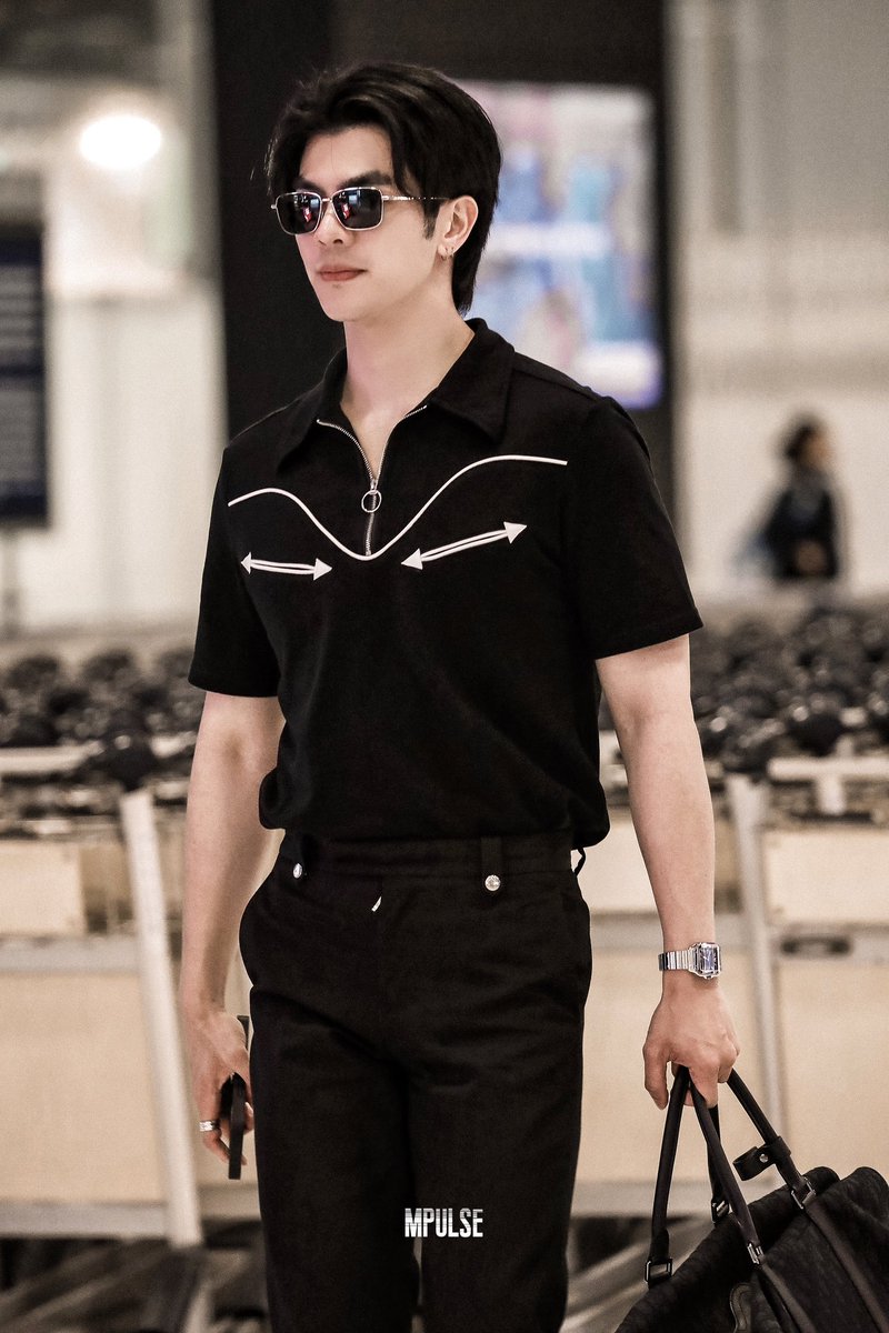 สวนผักจ๋าาาา มาเร็วววว พี่จ๋ารออยู่💚💛

MILE PHAKPHUM X MCLAREN

<a href="/milephakphum/">mile phakphum</a>
#McLaren60thxMile