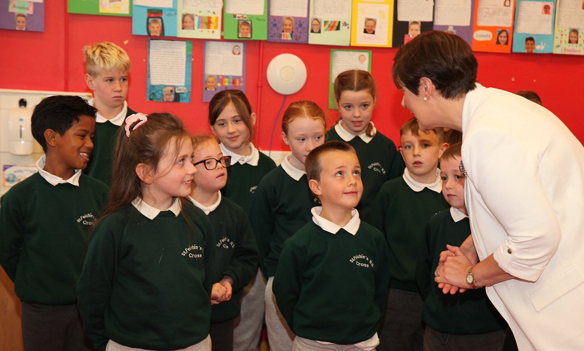 crossns1854's tweet photo. Great excitement in Cross yesterday! We were honoured to welcome Minister Norma Foley to our school. She had a wonderful visit with our pupils along with @lichamber and Councillor Ryan. @NormaFoleyTD1 https://t.co/2Yd0IMSorF