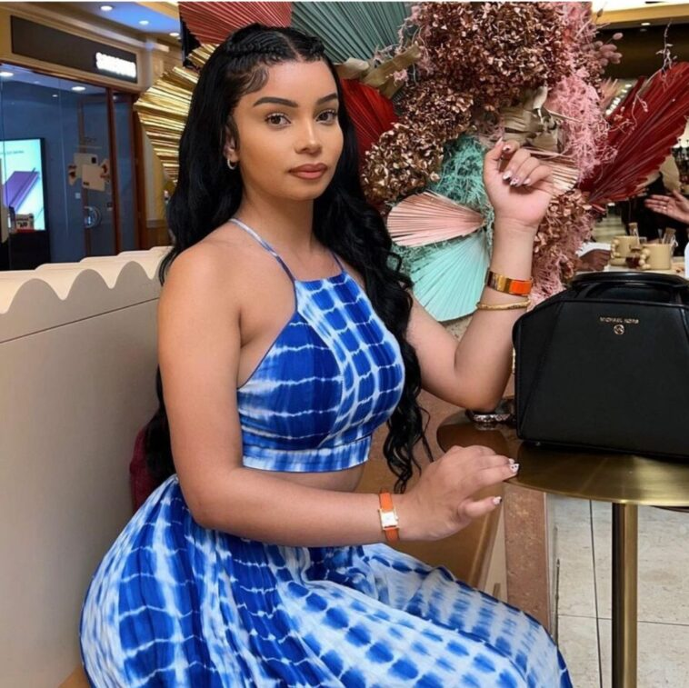 C_NyaKundiH's tweet photo. Tanzanian Woman Found Dead in Kileleshwa After Night of Drinks and Partying With Friends

Police in Nairobi are currently investigating the death of a 28-year-old Tanzanian woman, Janet Aziza, whose lifeless body was discovered in her Kileleshwa residence.

Her roommate informed authorities that they had been enjoying drinks with friends on Tuesday night before retiring for the evening. 

Some additional friends had joined them at their house before they eventually went to bed.

Aziza had retired to her room alone.

On the morning of October 4, Aziza failed to awaken when her Tanzanian roommate attempted to rouse her.

Emergency services were summoned to the scene, and medical professionals confirmed that she had passed away earlier.

The police were called to the residence and subsequently initiated an investigation to determine if foul play was involved.

The cause of death remains undetermined, and her body has been transferred to the mortuary pending an autopsy.

As part of their investigation into the death, the police collected some of the drinks that were consumed by the group. 

A team of detectives visited the scene on Thursday, conducting further examinations as the inquiry progressed.

They stated that they would have more information and a clearer direction after the autopsy.
