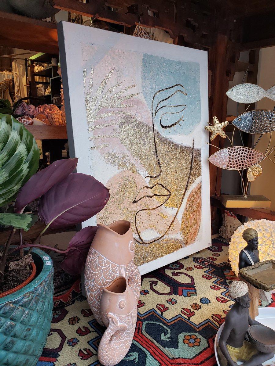 jardins_orient's tweet photo. 🌿Vitrine d'Automne🌿
Nous adorons la douceur de l'automne et ses couleurs : le Rose poudré s'accompagne du bleu marine et du vert d'eau cette année !
#saintjeancapferrat #CotedAzurFrance @ExploreNCA @VisitCotedazur #boutique #ethnic #shopping #AutumnVibes #tourisme https://t.co/pKLOnJ6ej3