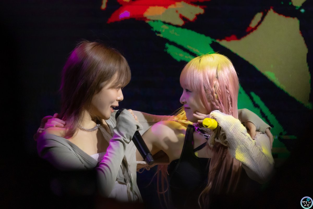 Yen_days's tweet photo. 231005 한서대 #최예나 #예나 #YENA #イェナ 
feat. #비비 #BIBI https://t.co/kdeScPBwth