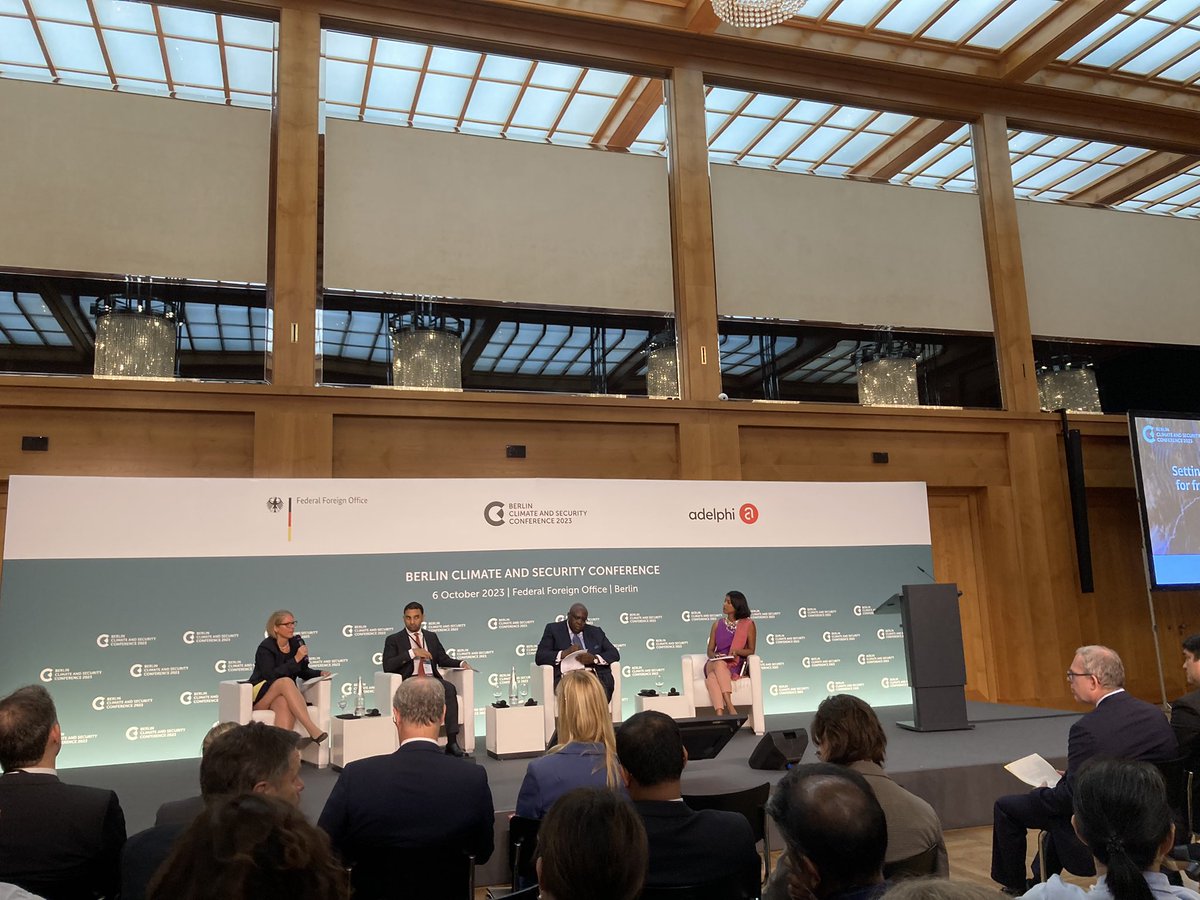 Sinéad Barry tweet media