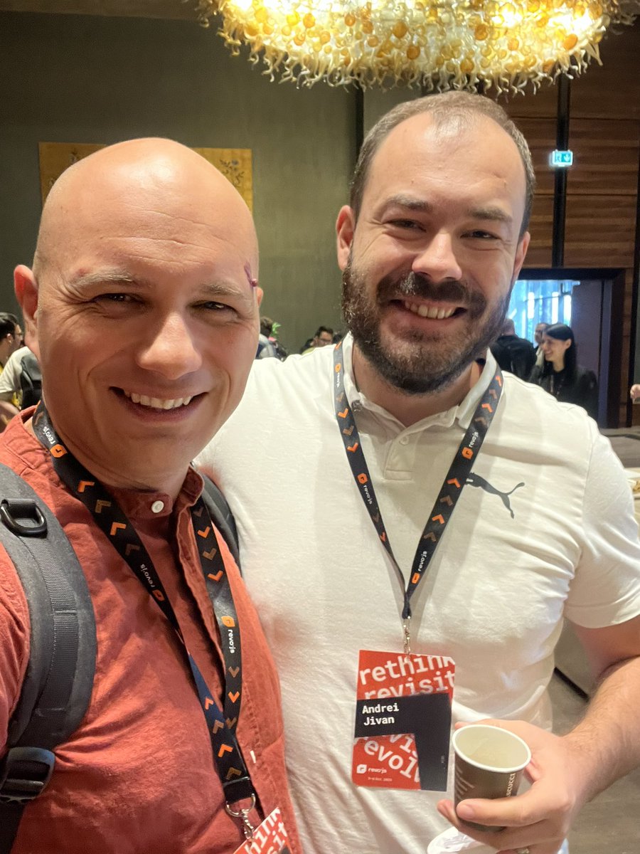 cassilup's tweet image. Great meeting with people from diverse places. Had a great conversation with Andre about transitioning from another industry into product development at ACI!

#revojs