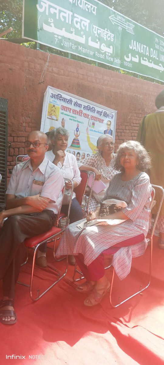 KaushikPms's tweet photo. IFTU PMS leaders in solidarity with Adivasi Samanway Samiti Dharna against attack on forest rights and land, against UCC and in support of justice for Manipuri Kuki and other tribes.
#UCC #tribal #manipur #forestright https://t.co/XXEL48tnZ5