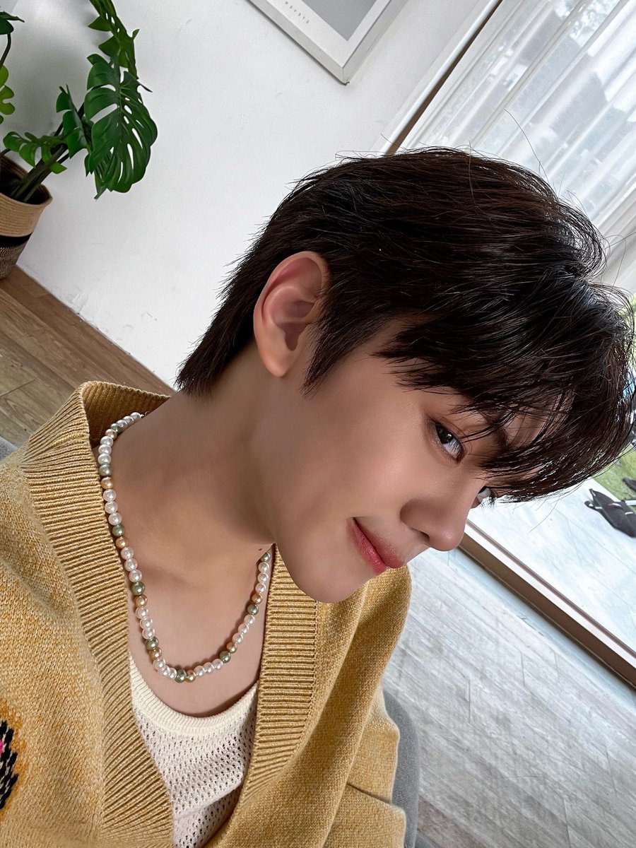 _💌

요즘 내가 가장 좋아하는 시리얼입니다
길고양이 두 마리가 같이 있길래 귀여워서 찍었습니다
이번 추석에 음빠빠가 자기 침대에서 자길래 신기해서 찍었습니다
이날 찍은 사진을 좋아해 주시길래 찾아서 올려요
항사❤️🔥
매일 소통할 수 있는 방법이 생겨서 요즘 아주 행복하고 정말 이러려고