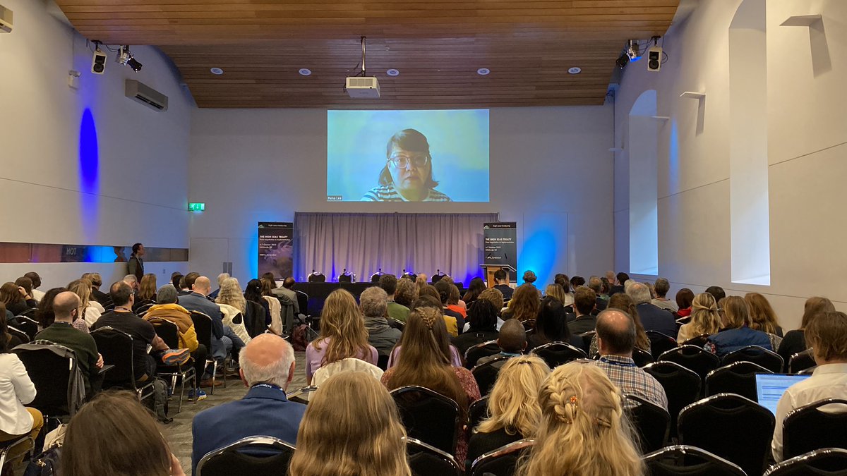 Full house for the opening of #BBNJ_symposium 

H.E. Rena Lee setting out the homework:
1️⃣ Sign the Treaty (82 to date)
2️⃣ Ratify the Treaty
3️⃣ Prepare for entry into force
