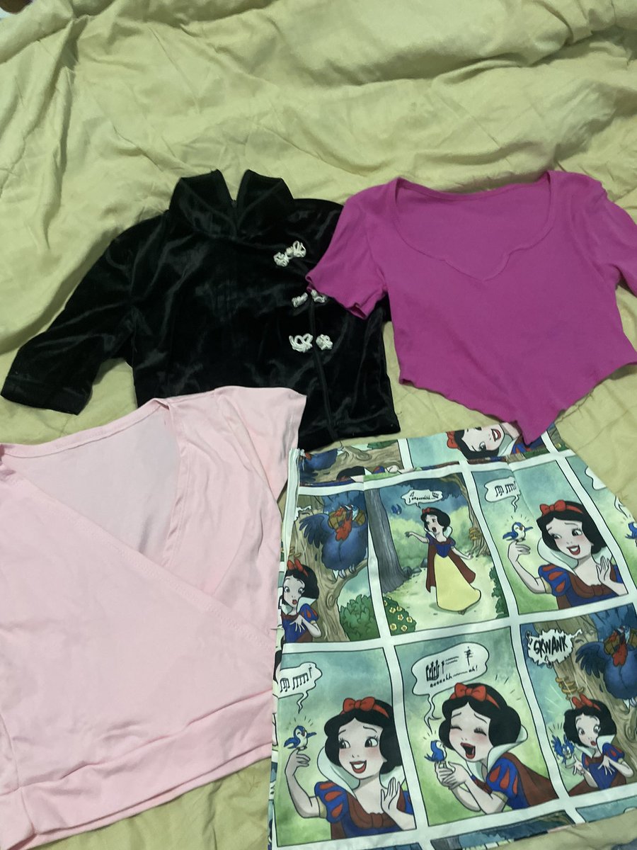 ExeSng's tweet photo. ได้ทั้ง4ตัวเลยค่ะ!!!
ราคา : 100฿🎀
ค่าส่ง25 มากกว่า3ตัวเหมาๆ35🛍️
เดมมาสอบถามพต.ก่อนได้นะคะ
#ส่งต่อ #ส่งต่อเสื้อผ้า #เสื้อผ้ามือสอง #เสื้อผ้ามือ2 #โล๊ะตู้ #โล๊ะตู้เสื้อผ้า https://t.co/jSowNyfvyv