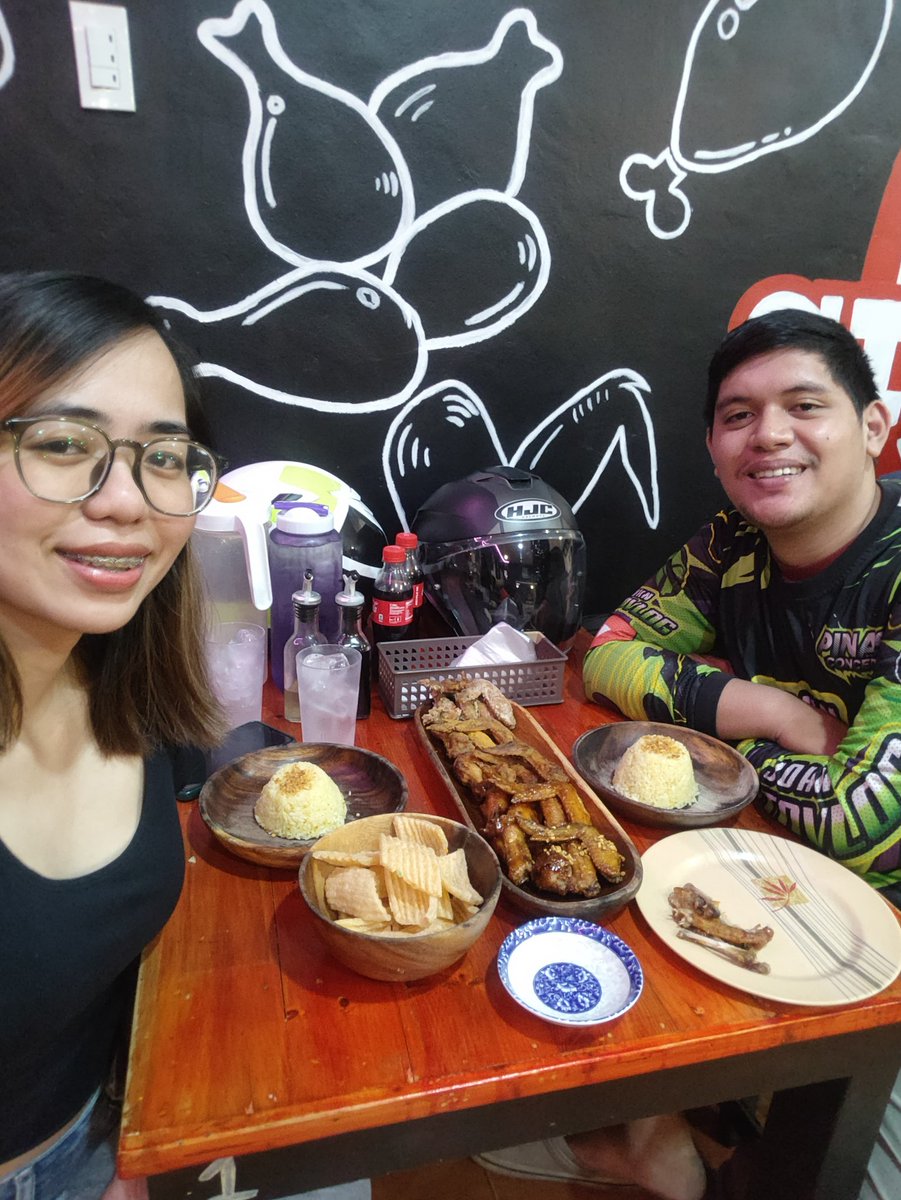 JLC_Lloyd's tweet photo. 10-04-2023
Belated Happy 23rd Birthday and Happy75th Monthsary Love @annexxi__ ♥️ Sa sobrang Busy Pagod sa trabaho araw araw Halos hnd na natin nakakausap isat isa, and akala nila kapag may trabaho ka may Pera kana 🤣 kawawa sakanila🤦 Keep Fighting sa Buhay Mag ingat tayo palagi https://t.co/exEqkrzaWC