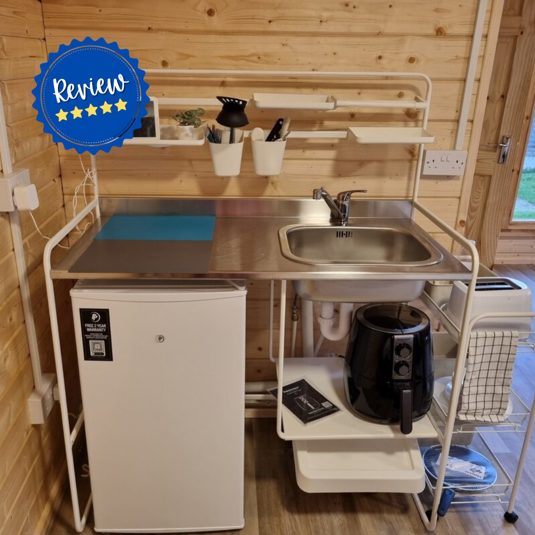 Homestay.com tweet media