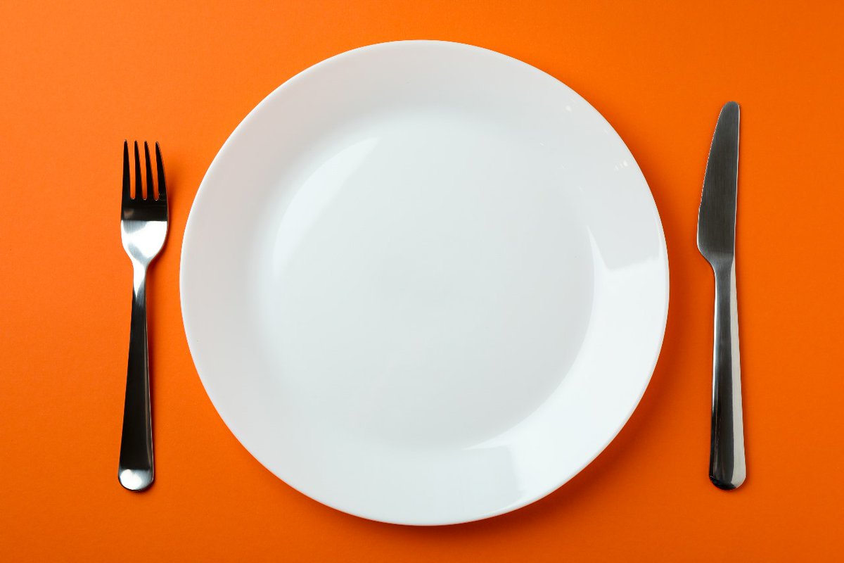 ask_DrAravinda's tweet photo. ๐ Myth: Starvation is the quickest way to lose weight.
๐ก Fact: Starvation can lead to nutrient deficiencies and lower metabolism. #HealthyChoices #WeightLossFacts ๐๐ช
#StarvationBad #NutrientsMatter ๐๐ซ https://t.co/H0e4j9gLKW