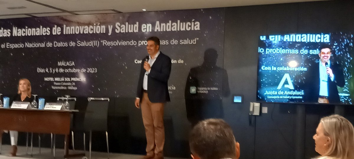CrSuarezM's tweet photo. @enriquejobs y @marietabrocca nos presentan proyecto de gestión y monitorizacion de dispositivos flash de glucosa en Andalucía, implantación completa en pacientes con DM1 y en fase de implantación de DM2 con resultados excelentes en #jisa2023 @SEISeSalud https://t.co/caAfVx64XY