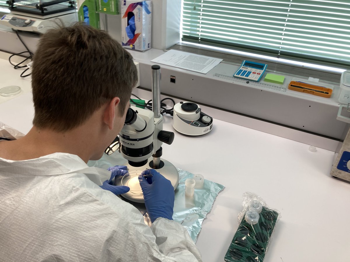 Simon Barker tweet media