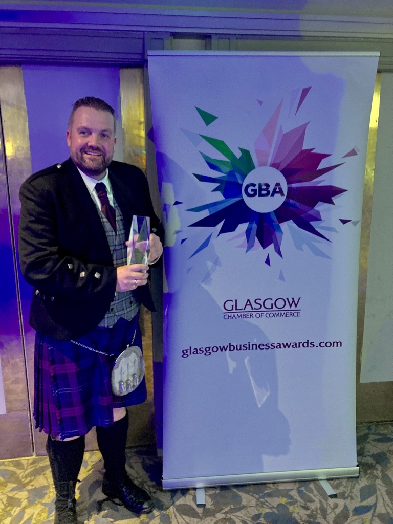 WholesaleDom's tweet photo. We are delighted to have won 𝐅𝐚𝐦𝐢𝐥𝐲 𝐁𝐮𝐬𝐢𝐧𝐞𝐬𝐬 𝐨𝐟 𝐭𝐡𝐞 𝐘𝐞𝐚𝐫 at the Glasgow Business Awards @glasgowbusaward 🎉

Thanks again to the Glasgow Chamber of Commerce for a great evening! 💙 #GBASilver #bathrooms #awards #glasgow https://t.co/lLXNY7PEzz