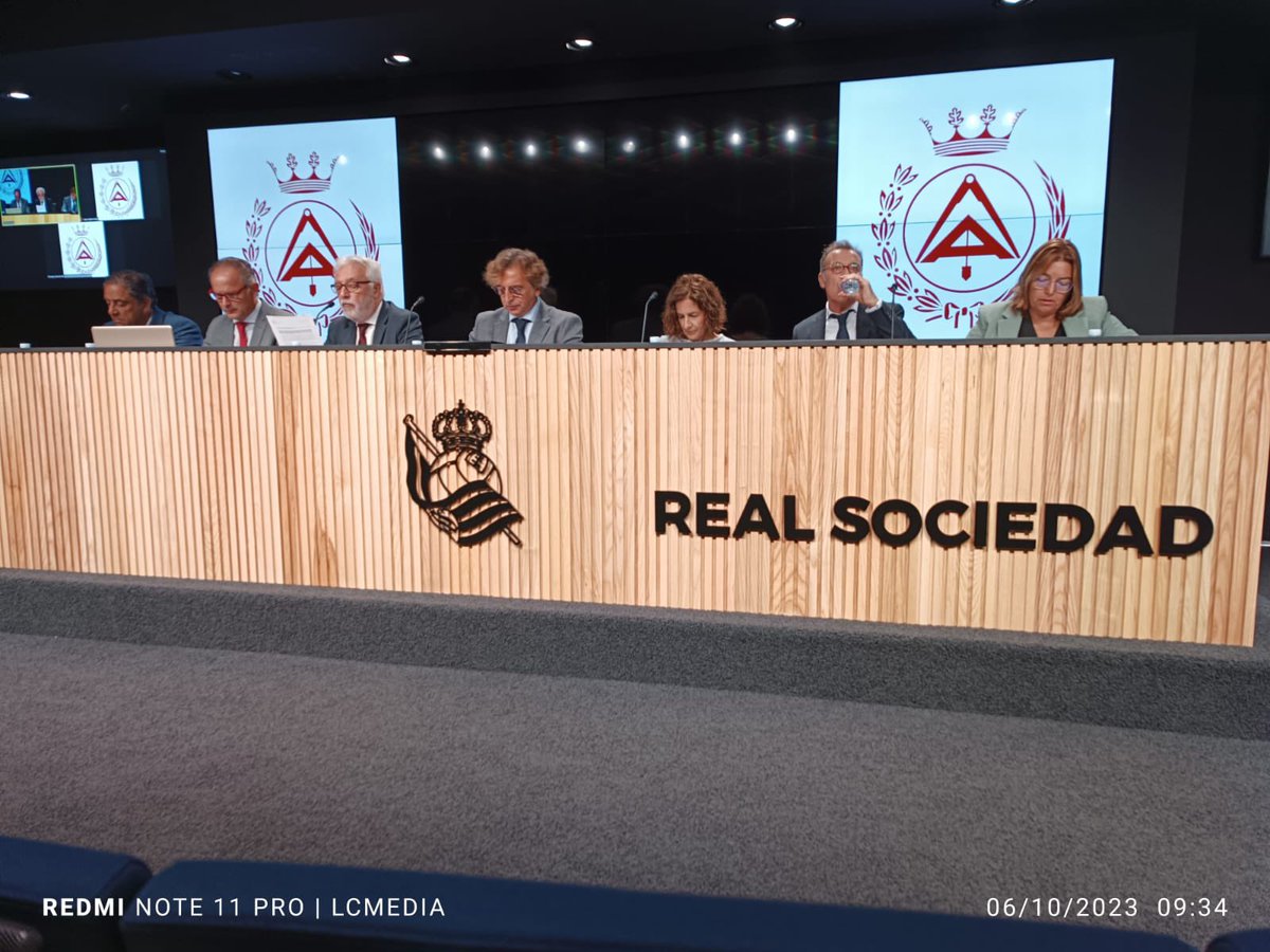 COAATIEALMERIA's tweet photo. Celebramos la Asamblea General del Consejo de la Arquitectura Técnica de España #CGATEsp en un lugar muy especial. El presidente de #CoaatieAlmería está en San Sebastián participando en los actos del 80 aniversario de los compañeros de #Gipuzkoa ¡Felicidades! https://t.co/7tTNP4gaen