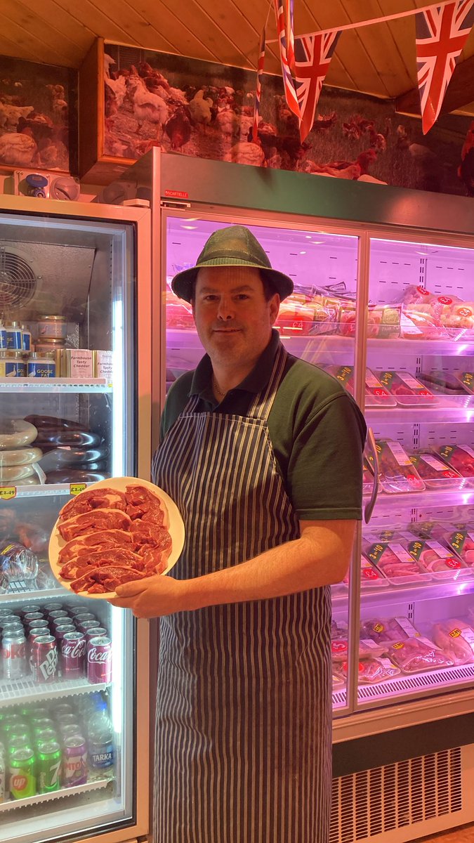 Lloyd Maunder tweet media