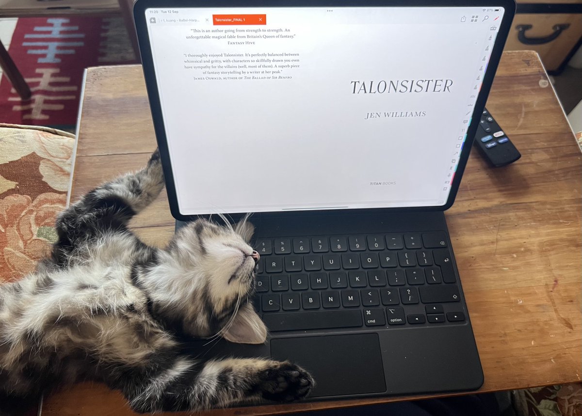 About a month ago I started prepping the peerless ⁦<a href="/sennydreadful/">Jen 'mostly updates only, alas' Williams</a>⁩ ‘s Talonsister with the ‘help’ of this ridiculous claw-clan animal. Today’s the last day of reading it aloud into the lovely mics at ⁦<a href="/IDAudio/">ID Audio</a>⁩ for ⁦<a href="/Bolindaaudio/">Bolinda audio</a>⁩ and Jen’s coming in to listen!