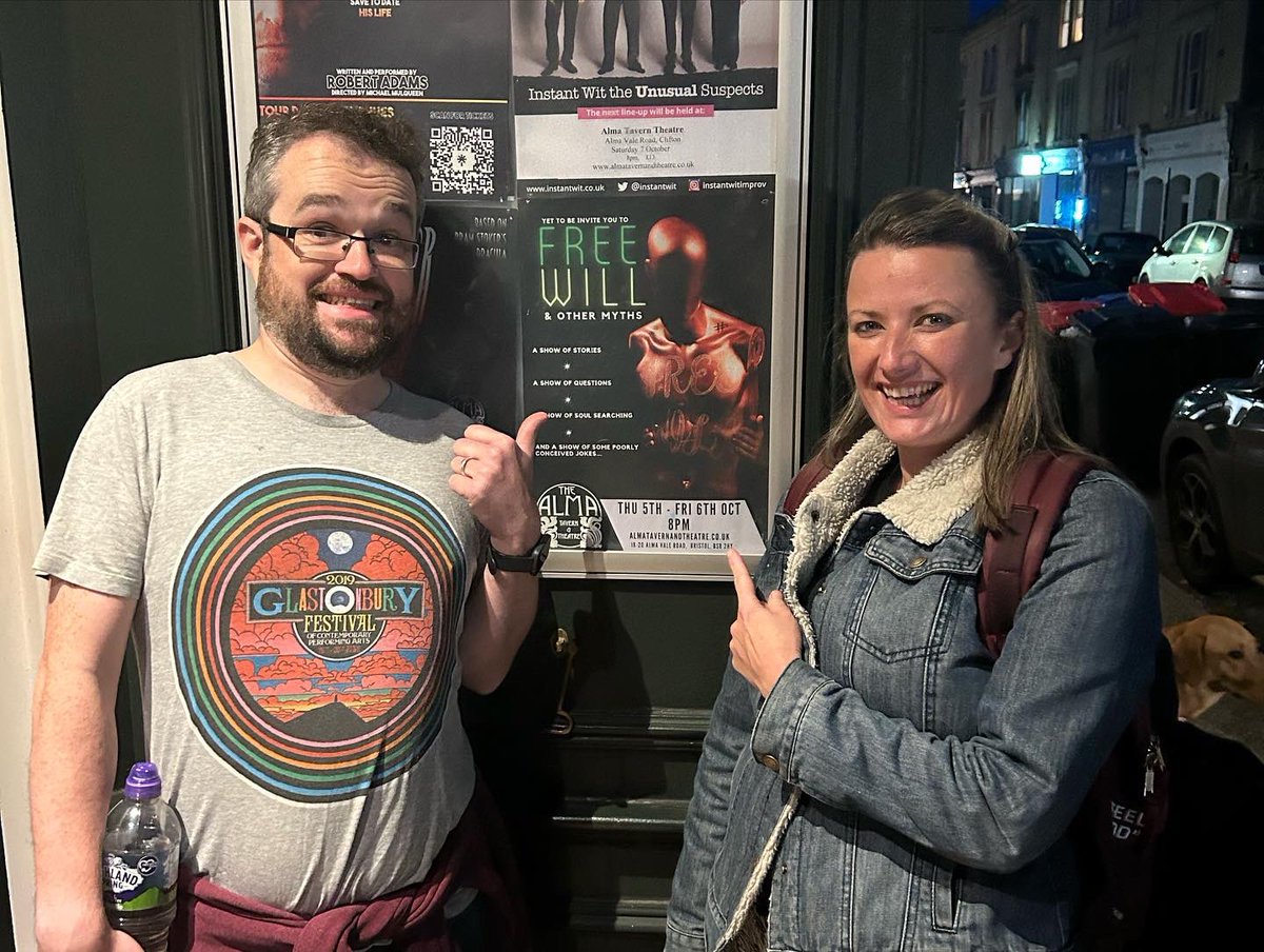 YetToBeUK's tweet image. Happy faces last night after our first showing of 'Free Will &amp;amp; Other Myths'  @AlmaBristol Thank you to a v supportive audience who gave fab post it note feedback &amp;amp; to our talented Cerys, for tech &amp;amp; venue support 🙌🏼 
 
One last showing tonight, Bristol peeps catch us at 8pm 🤙