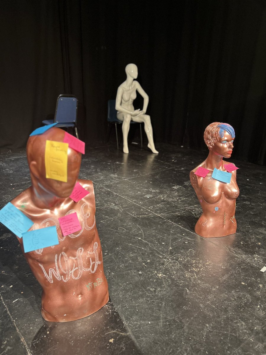 YetToBeUK's tweet image. Happy faces last night after our first showing of 'Free Will &amp;amp; Other Myths'  @AlmaBristol Thank you to a v supportive audience who gave fab post it note feedback &amp;amp; to our talented Cerys, for tech &amp;amp; venue support 🙌🏼 
 
One last showing tonight, Bristol peeps catch us at 8pm 🤙