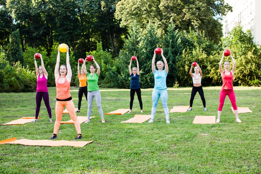 . publication via @NASPTweets How the natural environment can support health and #wellbeing through social prescribing download here: socialprescribingacademy.org.uk/media/zakn0rng… #GreenInfrastructure #greenspaces @GIPartnership @ph_alliance @healthstepsonly @09Clive @ValuingN @NHSForest