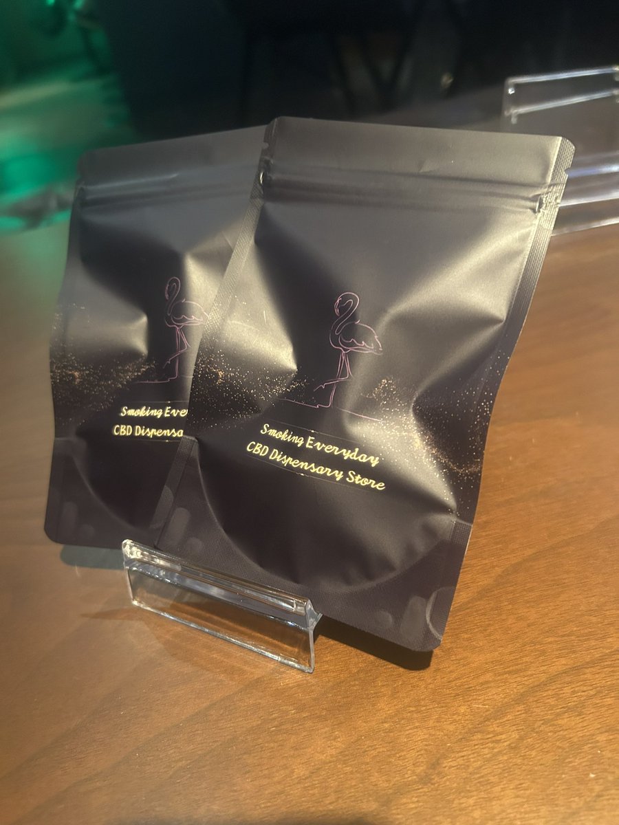 🆕 Smoking Everyday

超高濃度 KING Premium 0.5ml
入荷しました❗️🍯
HHCH50%×HHCP10%×HHCPO5%🔥

#CBD
#cbdhills
#HHCH
#HHCP 
#HHCPO 
#ebisu
#恵比寿