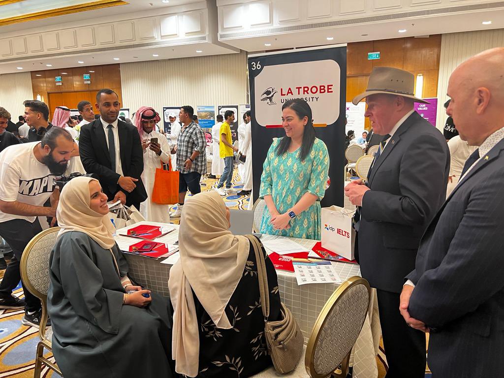 AusAmbKSA's tweet photo. Great to visit @IDPSaudiArabia’s education expo. We value our close working relationship with @moe_gov_sa and Australian universities as we work together to grow the education links that will deliver for young Saudis who want to contribute to @SaudiVision2030. MD🇦🇺🇸🇦 https://t.co/9jFvj8haxf