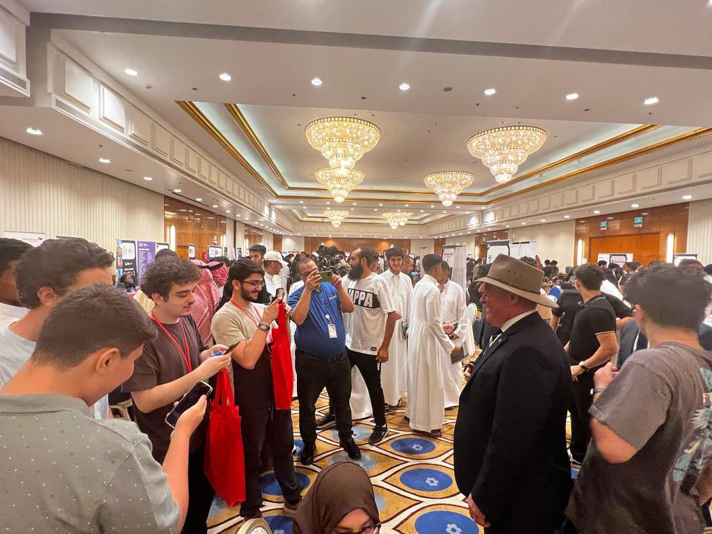 AusAmbKSA's tweet photo. Great to visit @IDPSaudiArabia’s education expo. We value our close working relationship with @moe_gov_sa and Australian universities as we work together to grow the education links that will deliver for young Saudis who want to contribute to @SaudiVision2030. MD🇦🇺🇸🇦 https://t.co/9jFvj8haxf