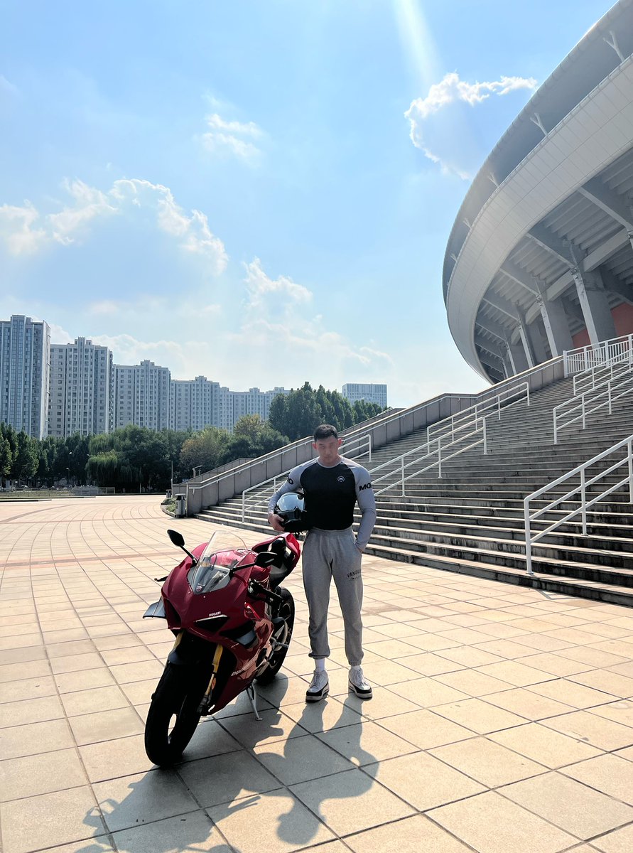 小明同学 tweet media