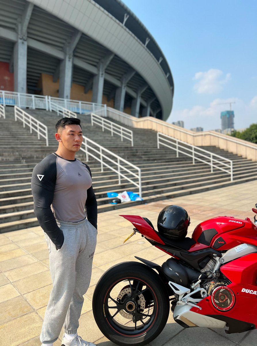 小明同学 tweet media