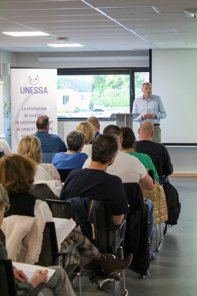 unessabe's tweet photo. Salle comble pour la formation "Gestion humaine et incendie" organisée par UNESSA pour ses affiliés. Près de 90 conseillers en #prévention, responsables #RH, responsables d’établissements, membres de #CPPT,... y participent. #conseillerenprévention #sécurité #bienêtreautravail https://t.co/dIcFkrUsUu
