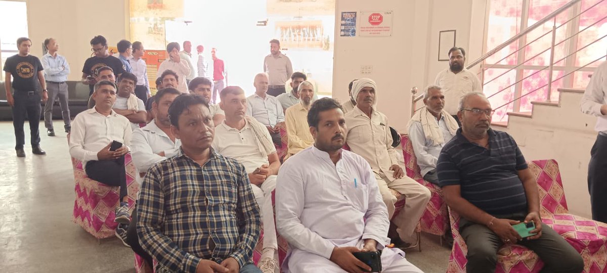 kjkrishimedia's tweet photo. Krishi Jagran Team is excited to be in Palwal, Haryana, witnessing the groundbreaking launch of the Modern Soiltech Super Seeder.
Together, we're cultivating a brighter, more sustainable future for agriculture.
#Soiltech #SuperSeeder #krishijagran #farmer #agriculture #launch https://t.co/GdFbtXR43r