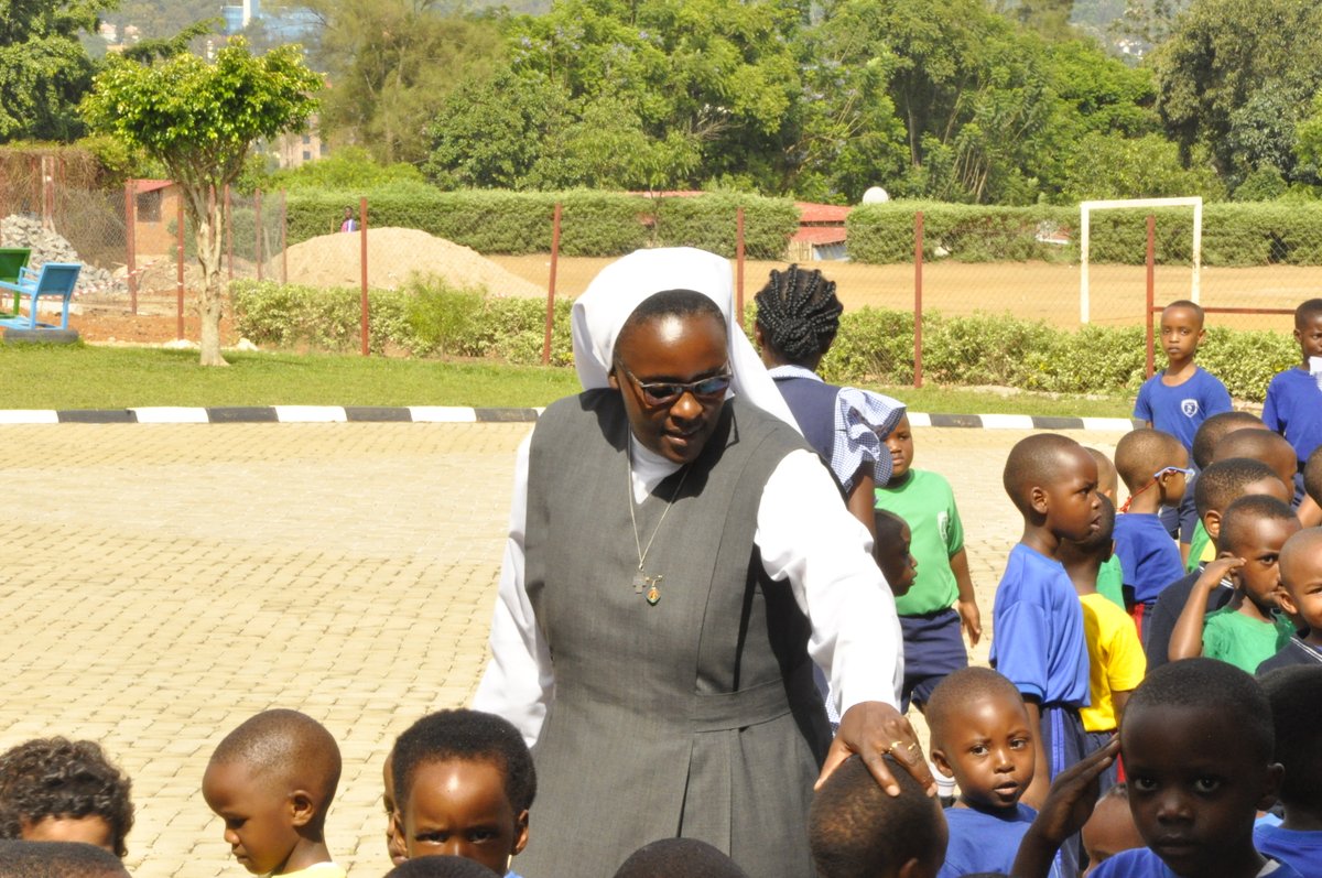 IFAKDONBOSCO's tweet photo. Quality education starts early in the nursery and continues to shine in the primary. Our children at Don Bosco Nursery and Primary School Kimihurura enjoyed the morning assembly this Friday. We care for your children’s growth and well-being. Call 0789088755 https://t.co/28an1K8Qjq
