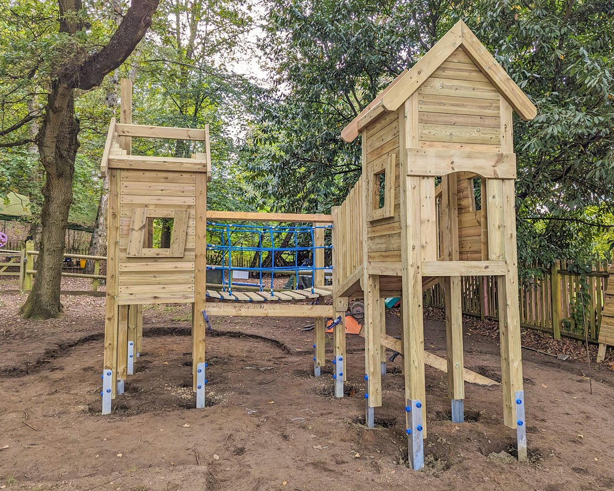 Work in progress! 💪 One of our Treehouse Towers is very near completion. Safety surfacing next! 🍃🍁🍂🍂 #WorkInProgress #TreehouseTowers #NatureInspired #SafetySurfacing #playgrounddesign  #playgroundinstallation  #playequipment  #playground  #sawscapesplay