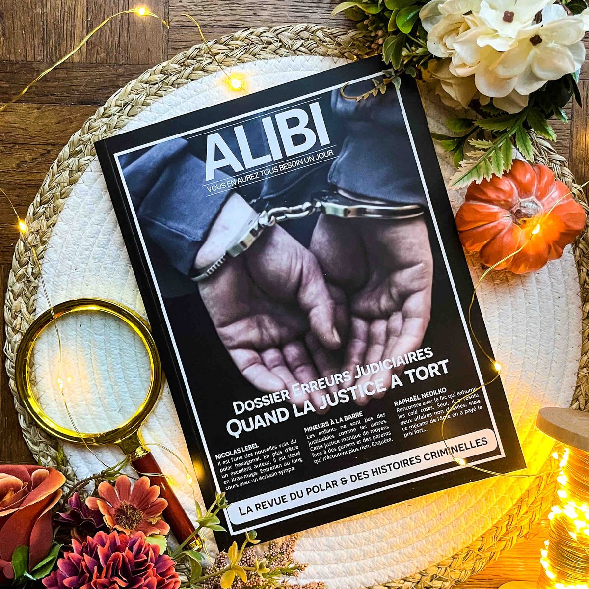 📚Sortie Alibi : Spécial Erreurs Judiciaires📚
La revue du polar et des histoires criminelles revient aujourd’hui avec un dossier consacré aux Erreurs Judiciaires !🔍 Rencontrez Maxime Chattam dans le Alibi 15 en librairie : alibieditions.com/livre/special-…