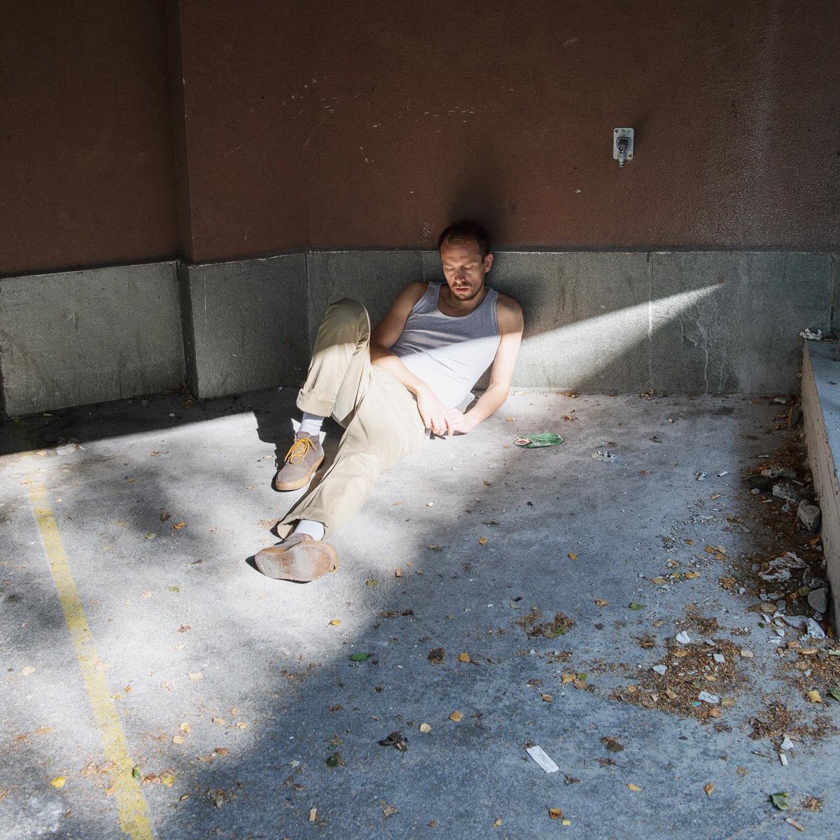 BrorForsgren's tweet photo. My new single ‘LIFE IS BUT A DREAM’ is out today! https://t.co/mn7gLhD5Wr https://t.co/TsMnsqMa3z