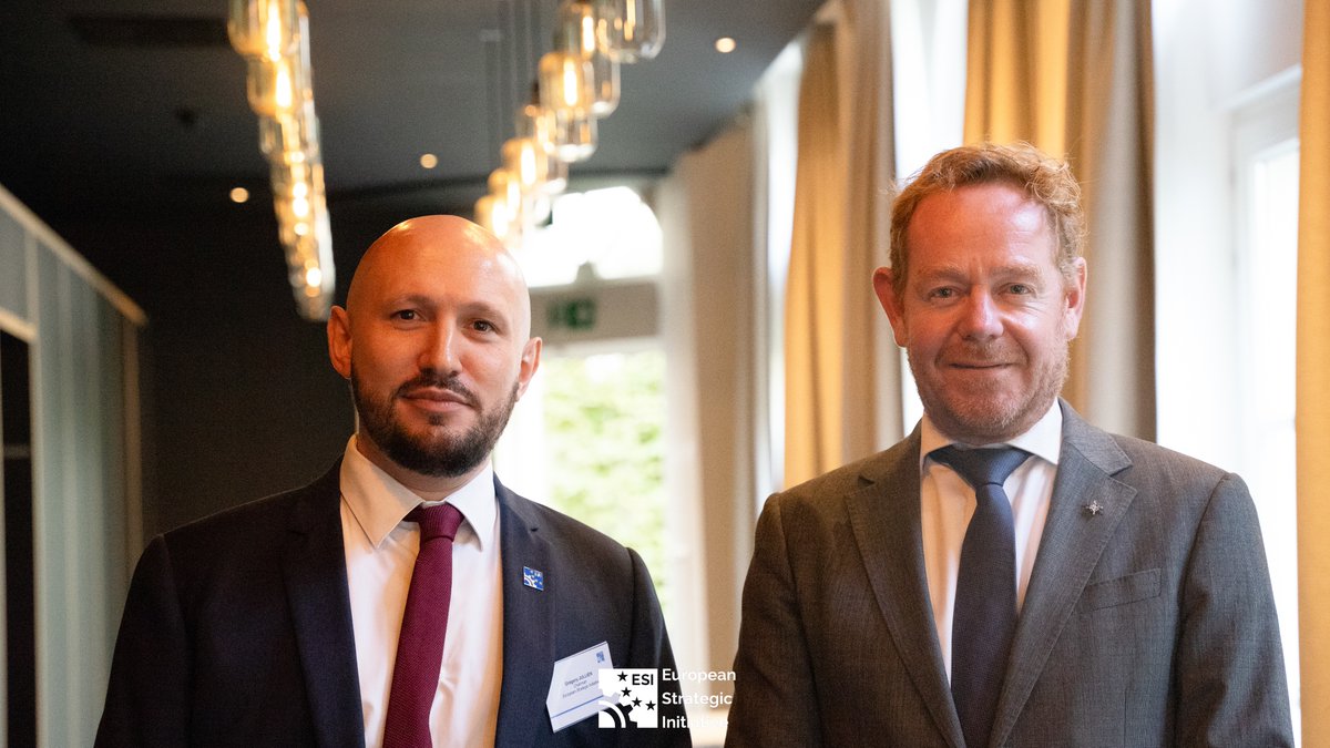 ESI_Brussels's tweet photo. 2/3
Our event brought together representatives from the private and public sector to create a platform with high-level discussions about the present and future of cloud computing in European Security &amp; Defence. https://t.co/OZn1p1n9RI
