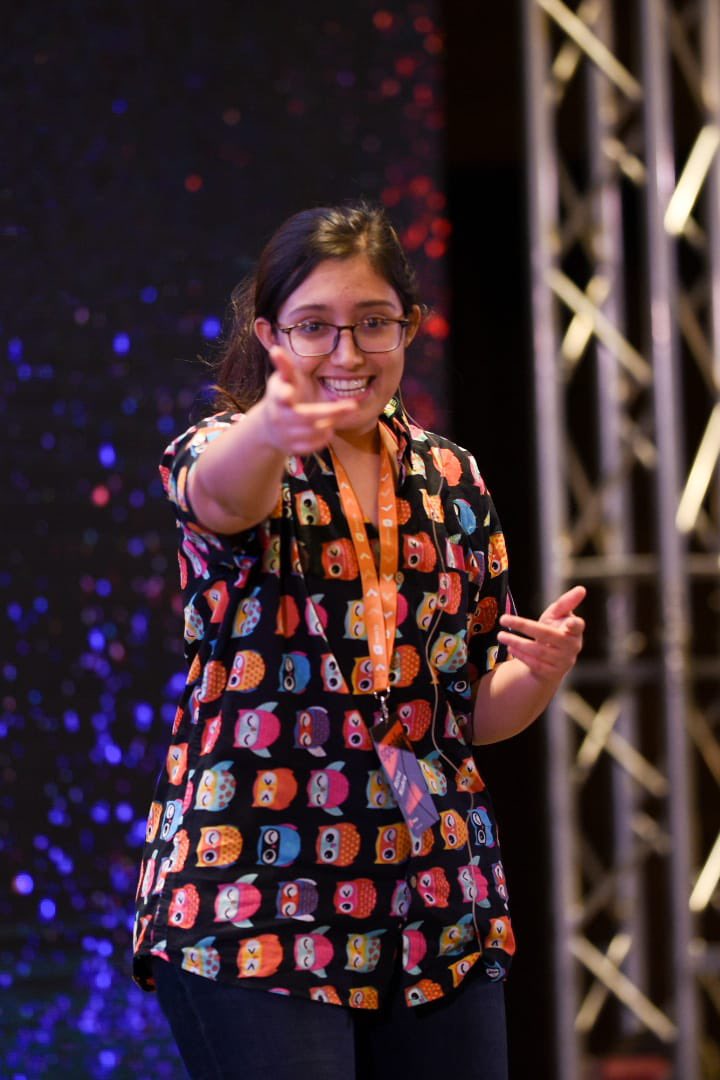 revo.js conference tweet media