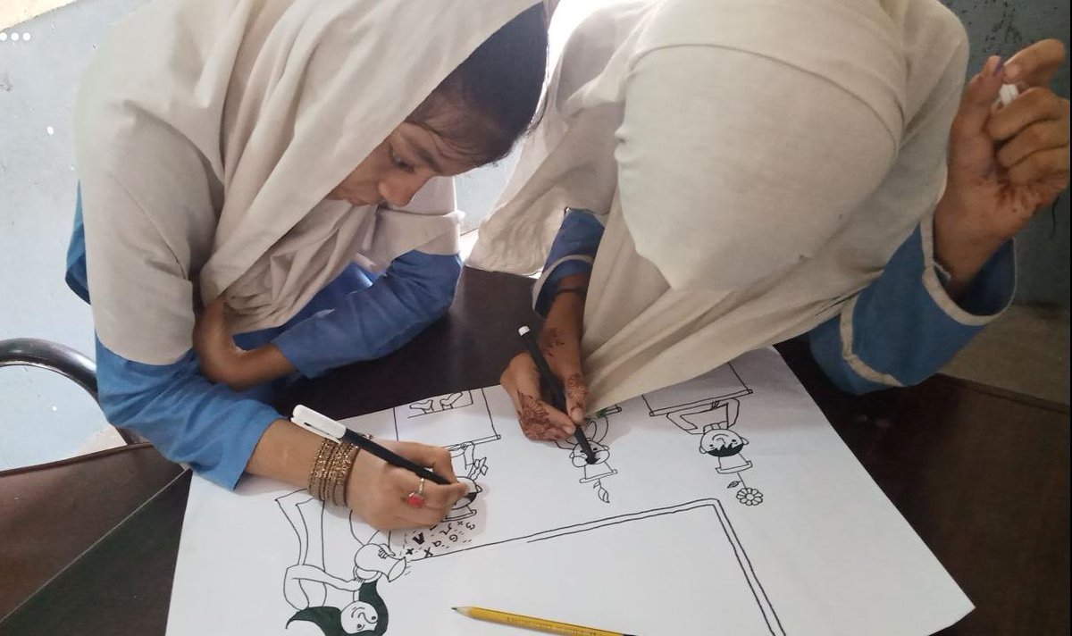 itacecorg's tweet image. Children from our schools joyously celebrate #WorldTeachersDay2023 by expressing deep appreciation and affection for their teachers through artwork and creative expressions

#ITA #PakistanLiteracyProject #RoomtoRead #teachersday #teachersday2023 #ITAPublications #EducationMatters