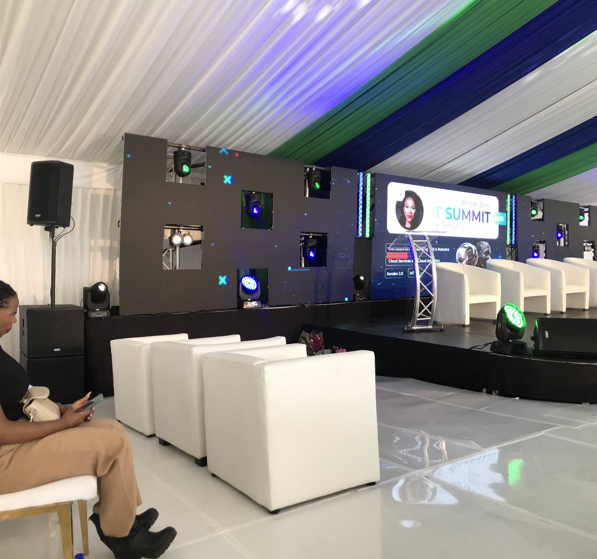MawethuCipher's tweet photo. It’s been a thrilling 3 nights Web3 Hackathon @AfricanBank Midrand #ITSummit https://t.co/czPJ17ViSP